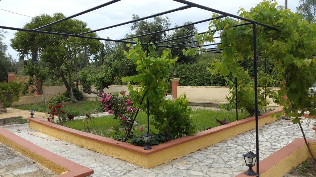 Foteinos Apartments Perivólion المظهر الخارجي الصورة